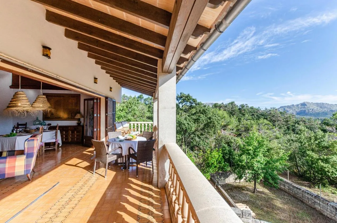 Casa vacanze Yourhouse Can Marquesi Lluc