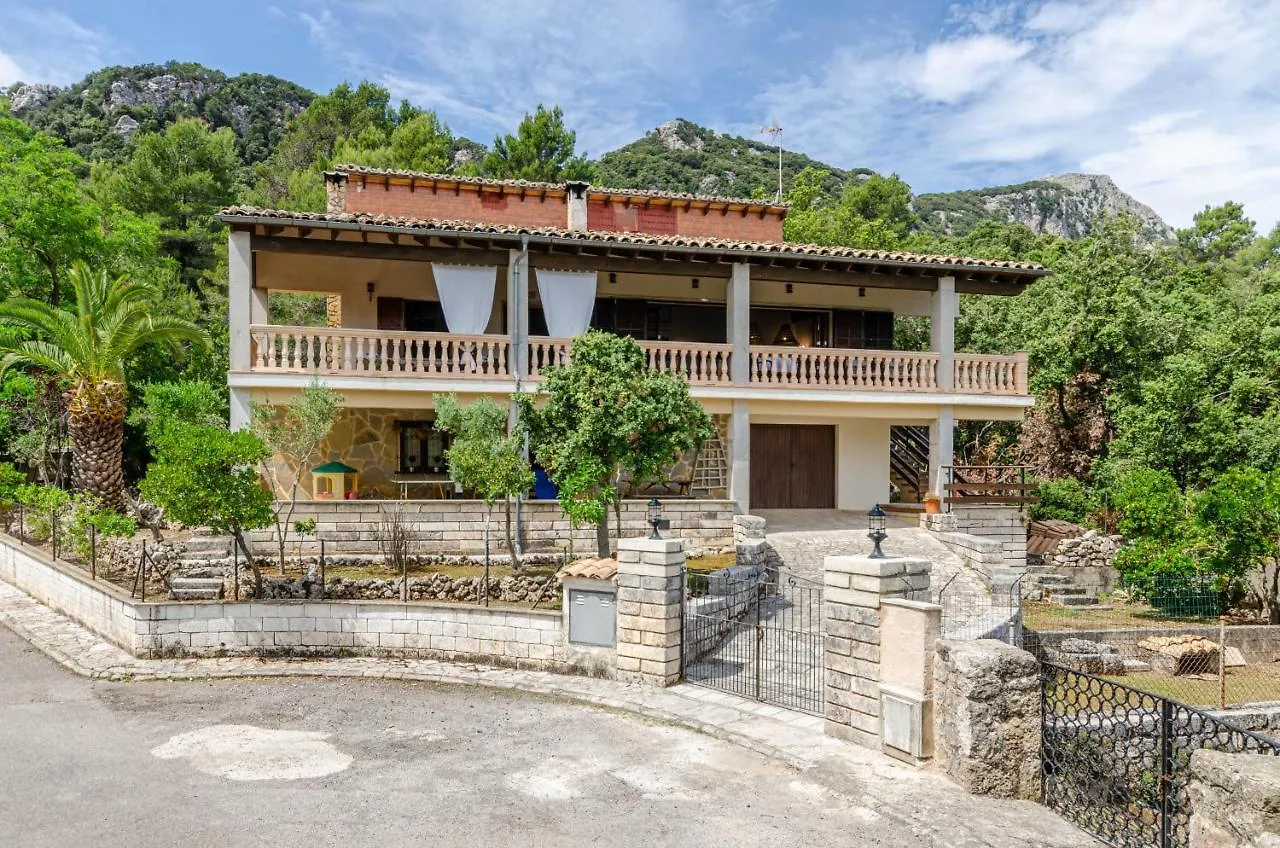 Yourhouse Can Marquesi Lluc Spagna